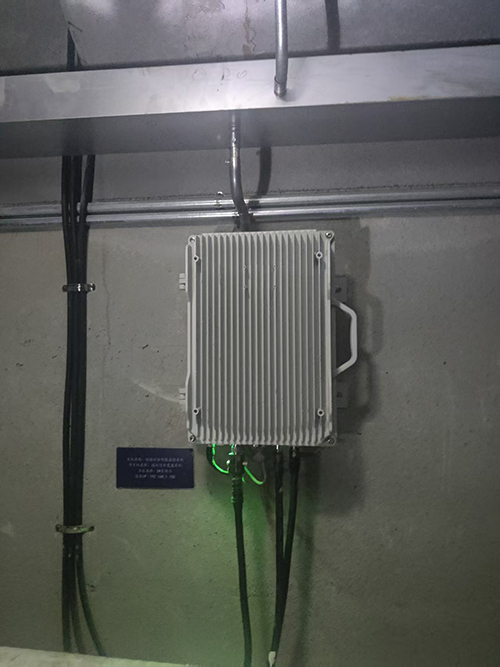  古塔电力管廊覆盖漏缆方式案例